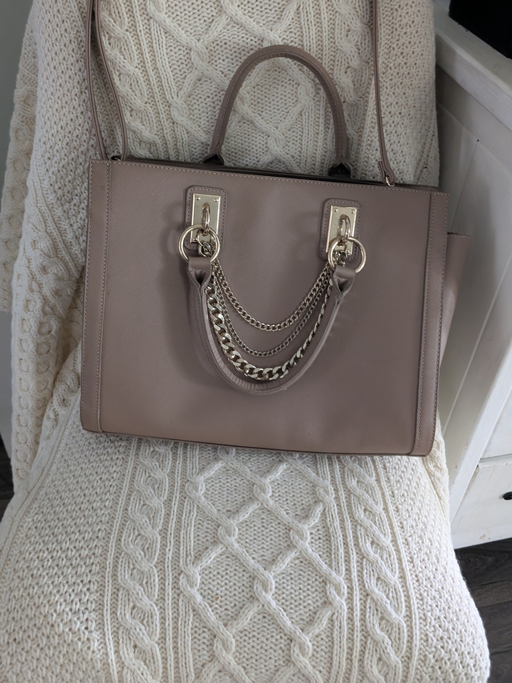 Stylish Women’s Tote Handbag in Taupe with Gold Chain Detail